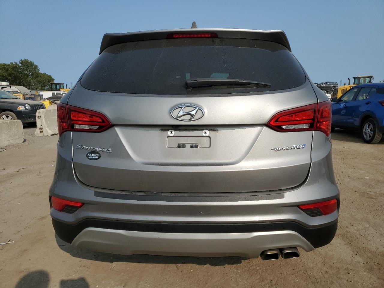 5XYZU4LA1HG475833 2017 Hyundai Santa Fe Sport