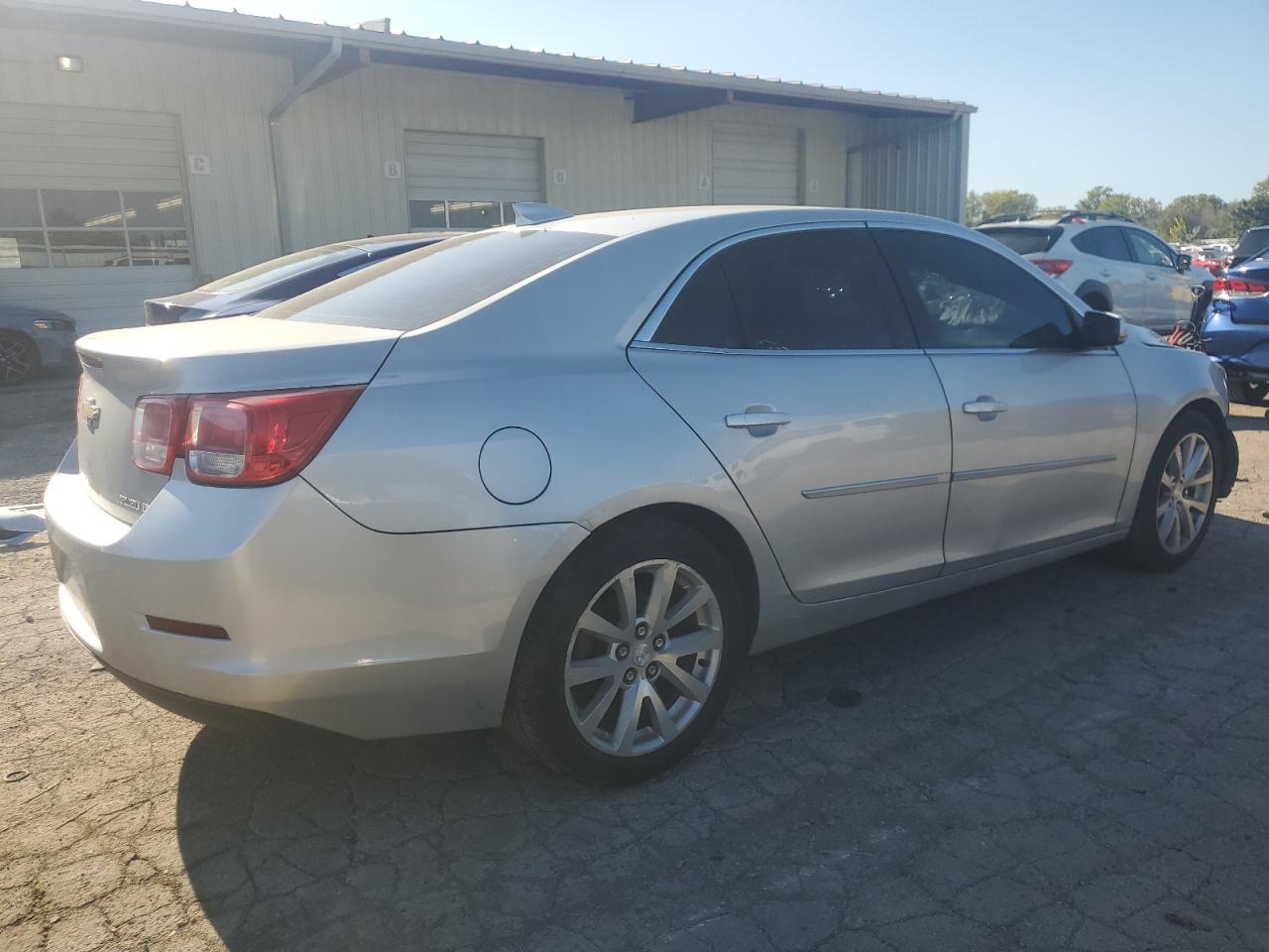 VIN 1G11D5SL6FF313291 2015 CHEVROLET MALIBU no.3