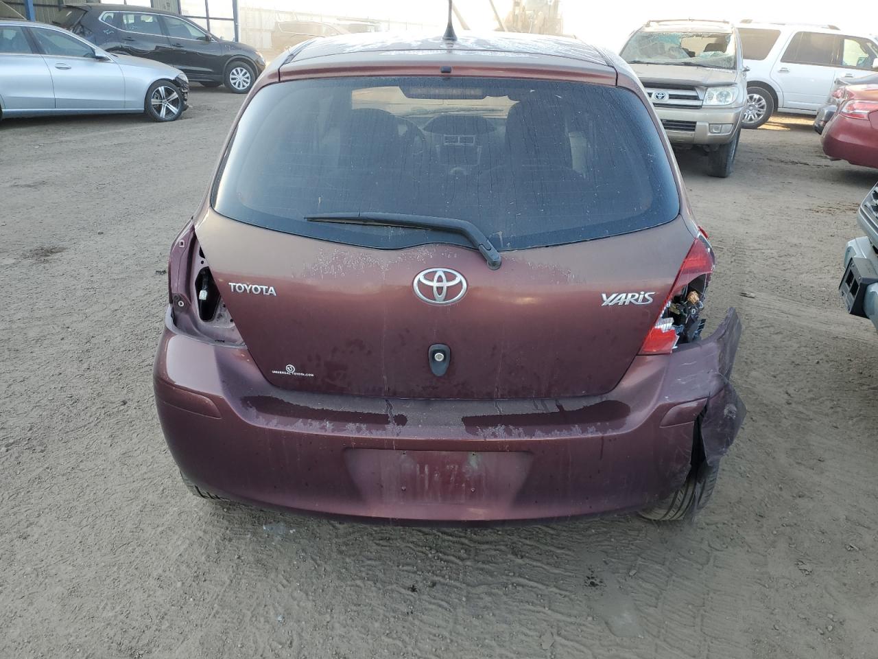 JTDKT4K35A5318876 2010 Toyota Yaris