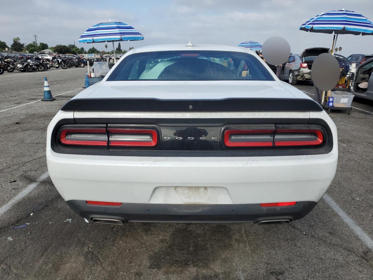 2018 Dodge Challenger Sxt VIN: 2C3CDZAG2JH181976 Lot: 70755944