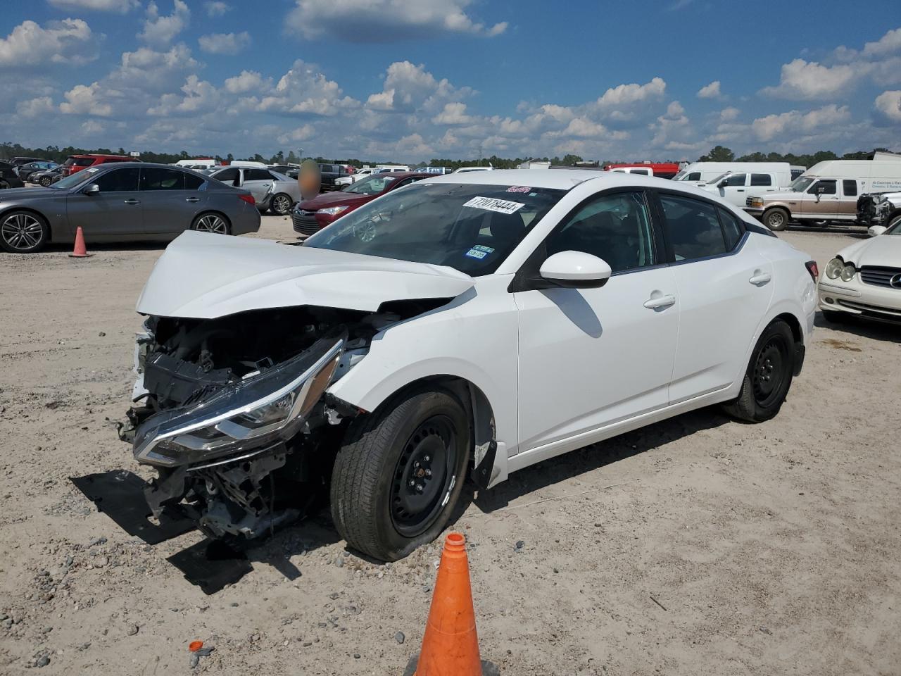 2022 Nissan Sentra - Image 1