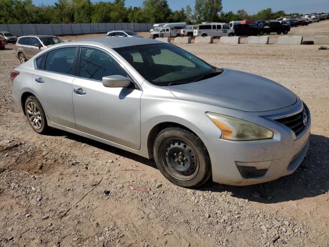 Sedans NISSAN ALTIMA 2013 Srebrny