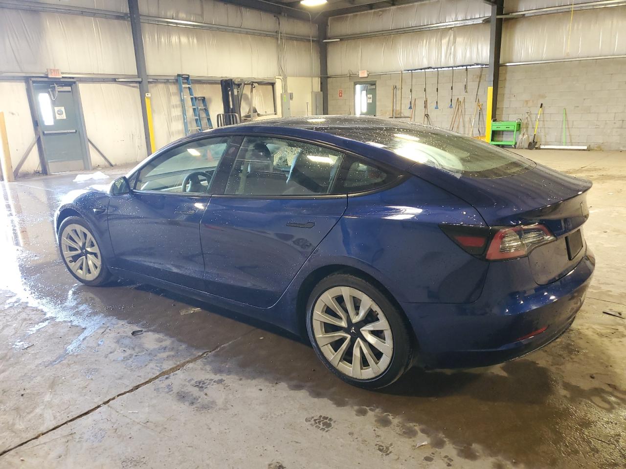 5YJ3E1EA1NF369173 2022 TESLA MODEL 3 - Image 2