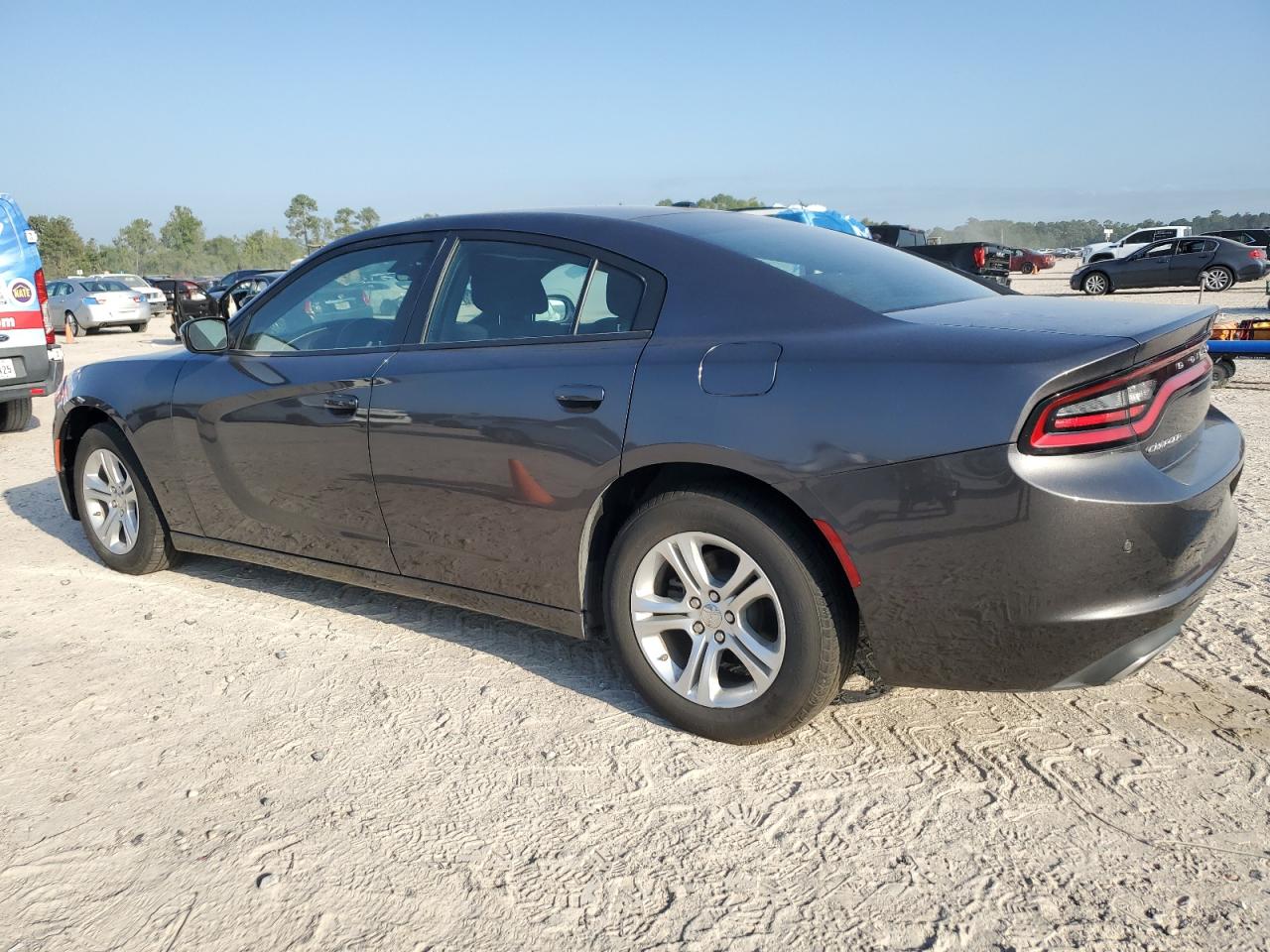 2C3CDXBG7NH239282 2022 DODGE CHARGER - Image 2