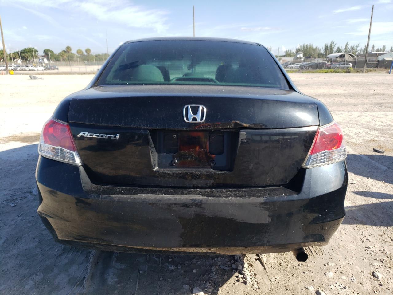 2010 Honda Accord Lx VIN: 1HGCP2F38AA083745 Lot: 70475554