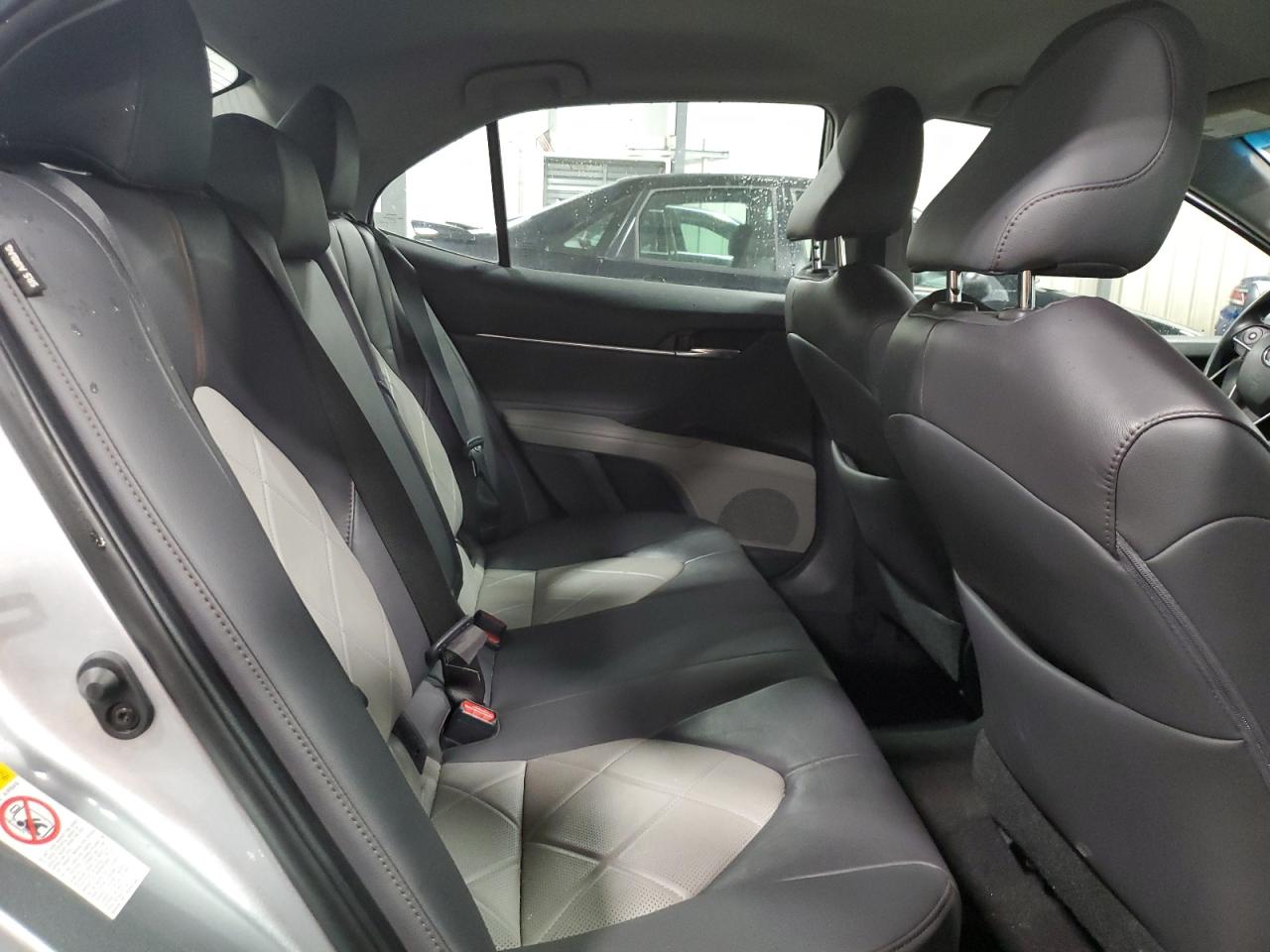 2018 Toyota Camry - Image 10