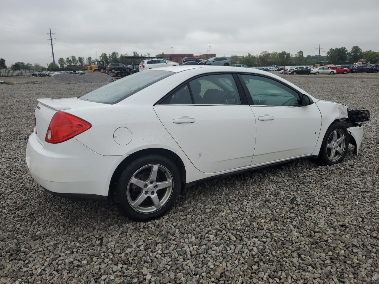 2009 Pontiac G6 - Image 3