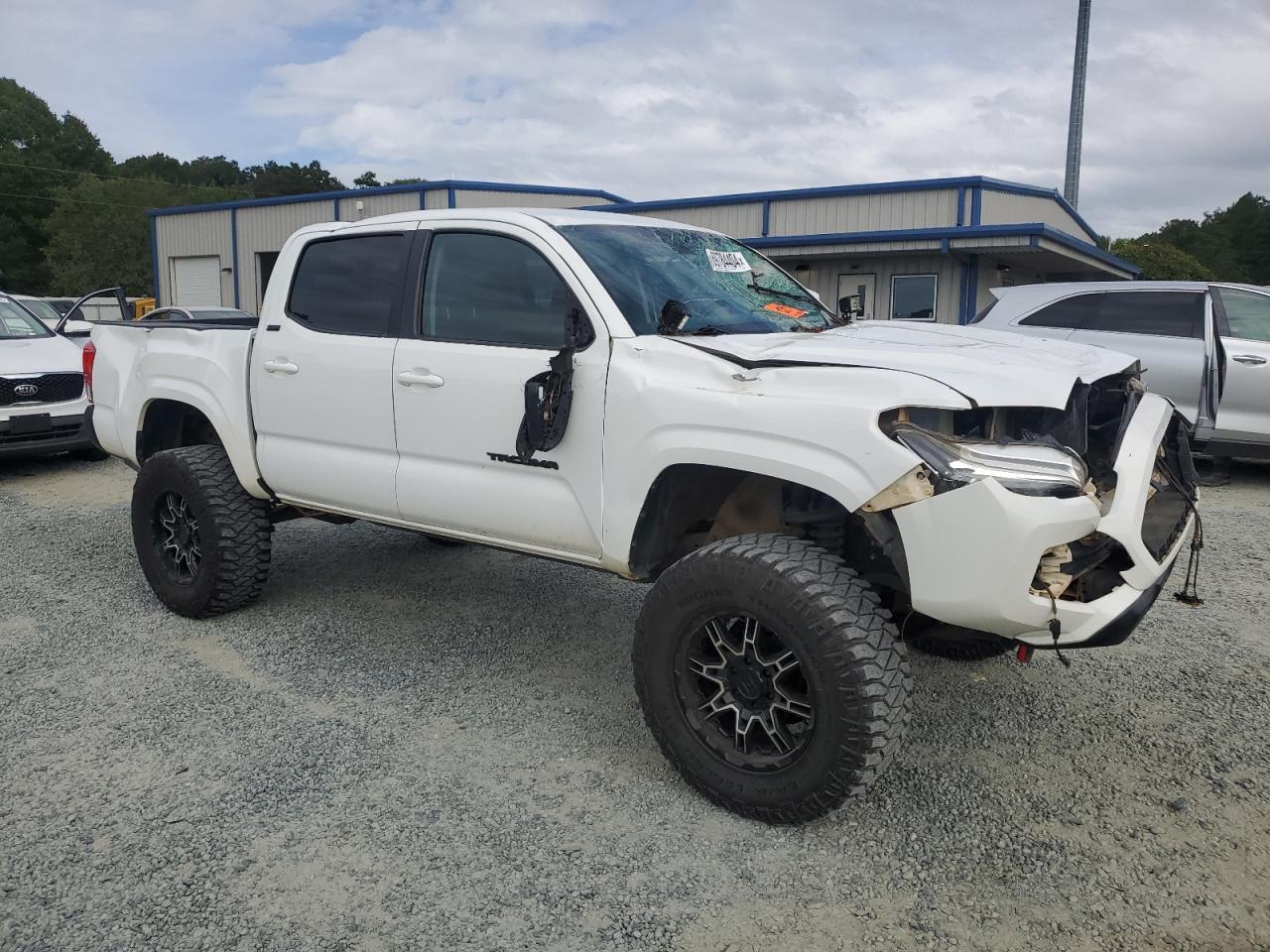 2016 Toyota Tacoma Double Cab VIN: 5TFAZ5CN6GX008247 Lot: 69784404