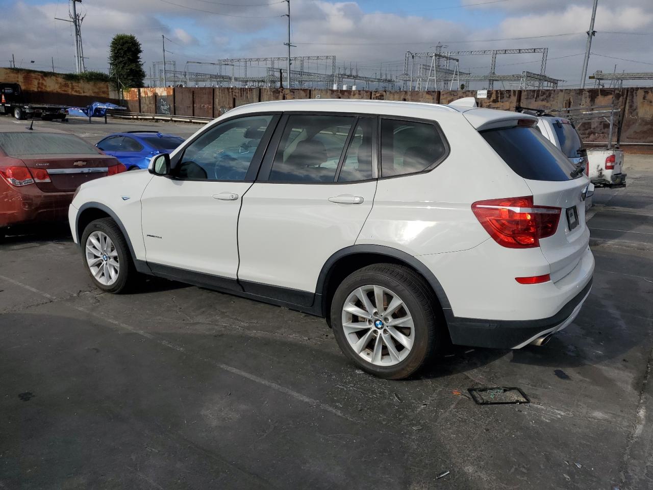 VIN 5UXWY3C50F0E95421 2015 BMW X3 no.2