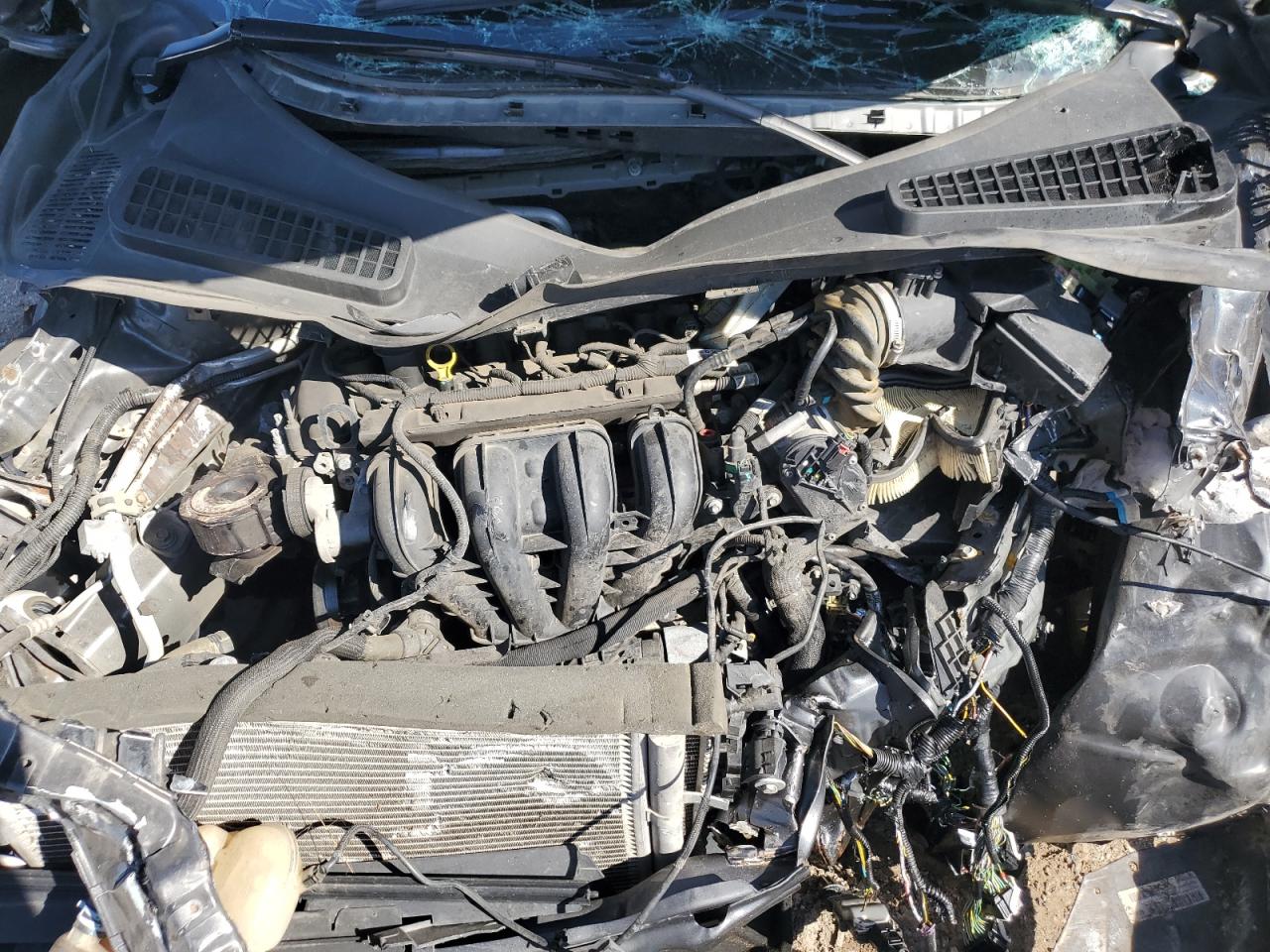 2015 Ford Escape - Image 11