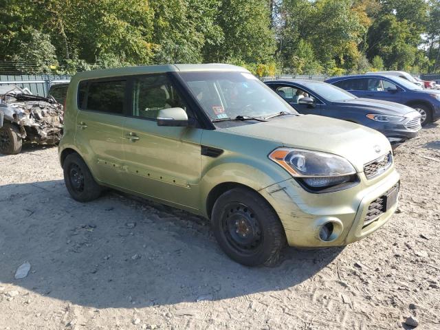  KIA SOUL 2013 Зеленый