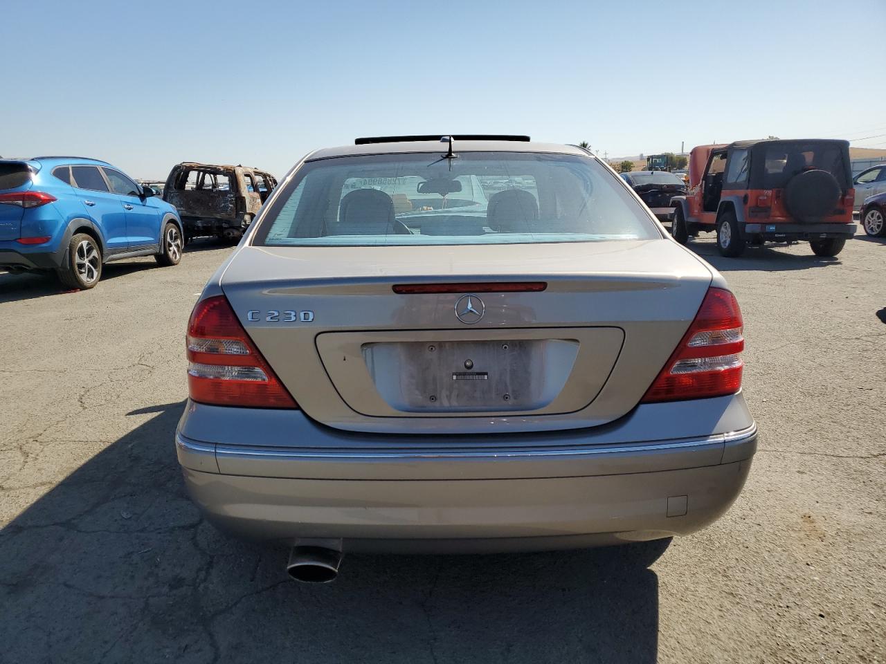 WDBRF52H16E022556 2006 Mercedes-Benz C 230