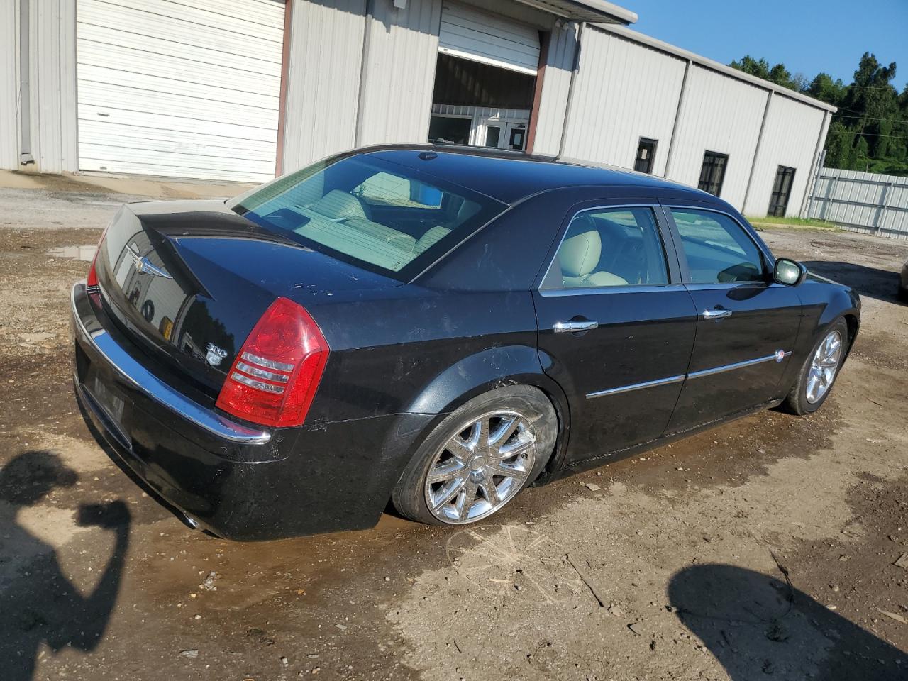 2007 Chrysler 300 - Image 3
