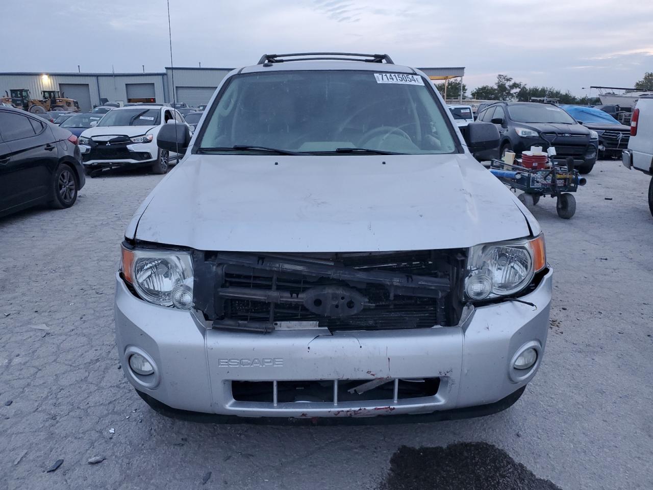 2010 Ford Escape - Image 5