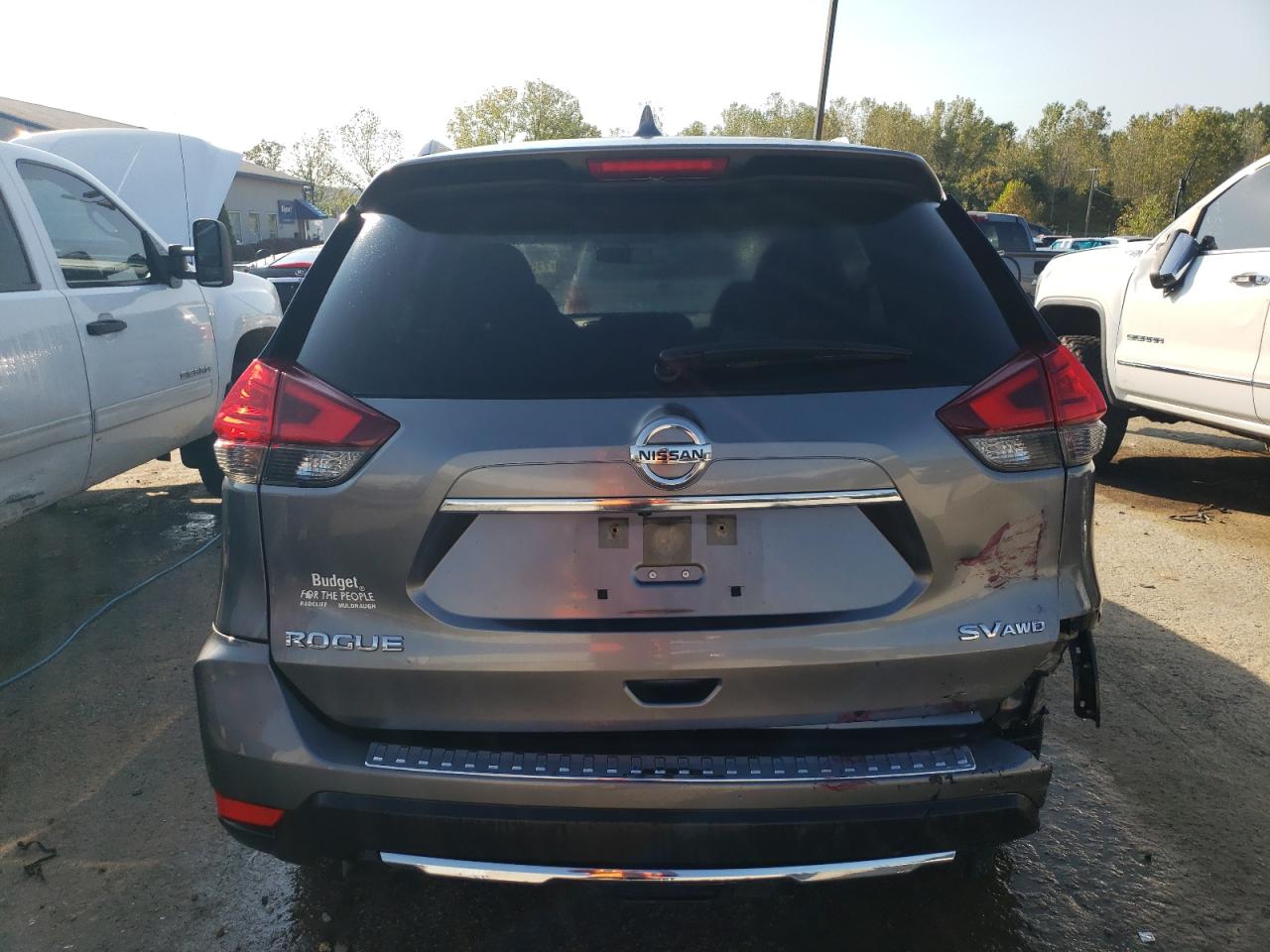 2017 Nissan Rogue S VIN: JN8AT2MV2HW010698 Lot: 71001284