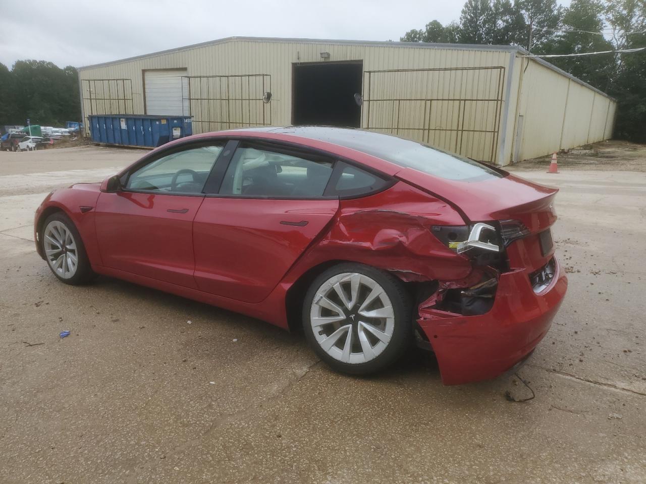 5YJ3E1EA8NF287439 2022 TESLA MODEL 3 - Image 2