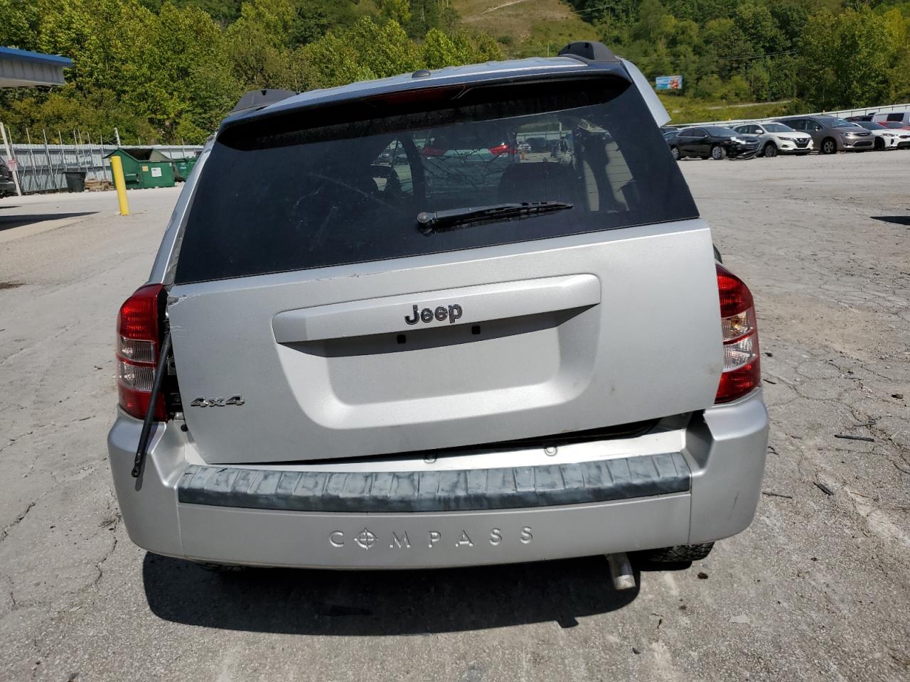 2007 Jeep Compass VIN: 1J8FF47W07D430892 Lot: 71415124