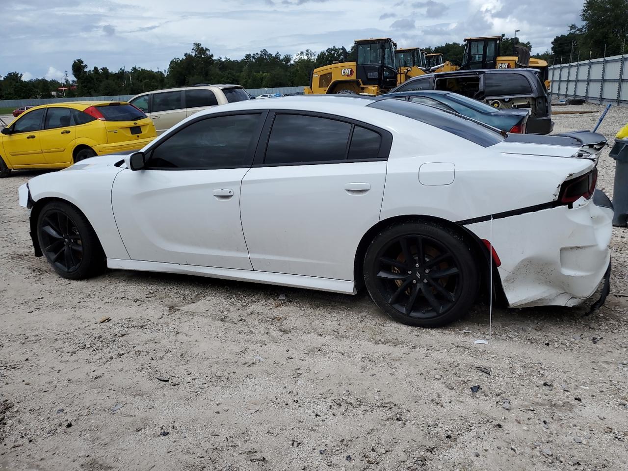 2C3CDXGJ9KH711854 2019 DODGE CHARGER - Image 2