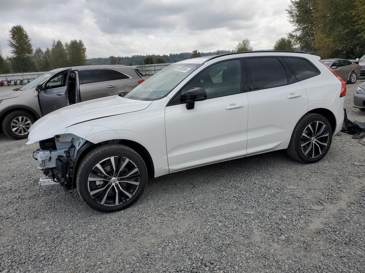 YV4L12RL5R1915501 2024 VOLVO XC60 - Image 1