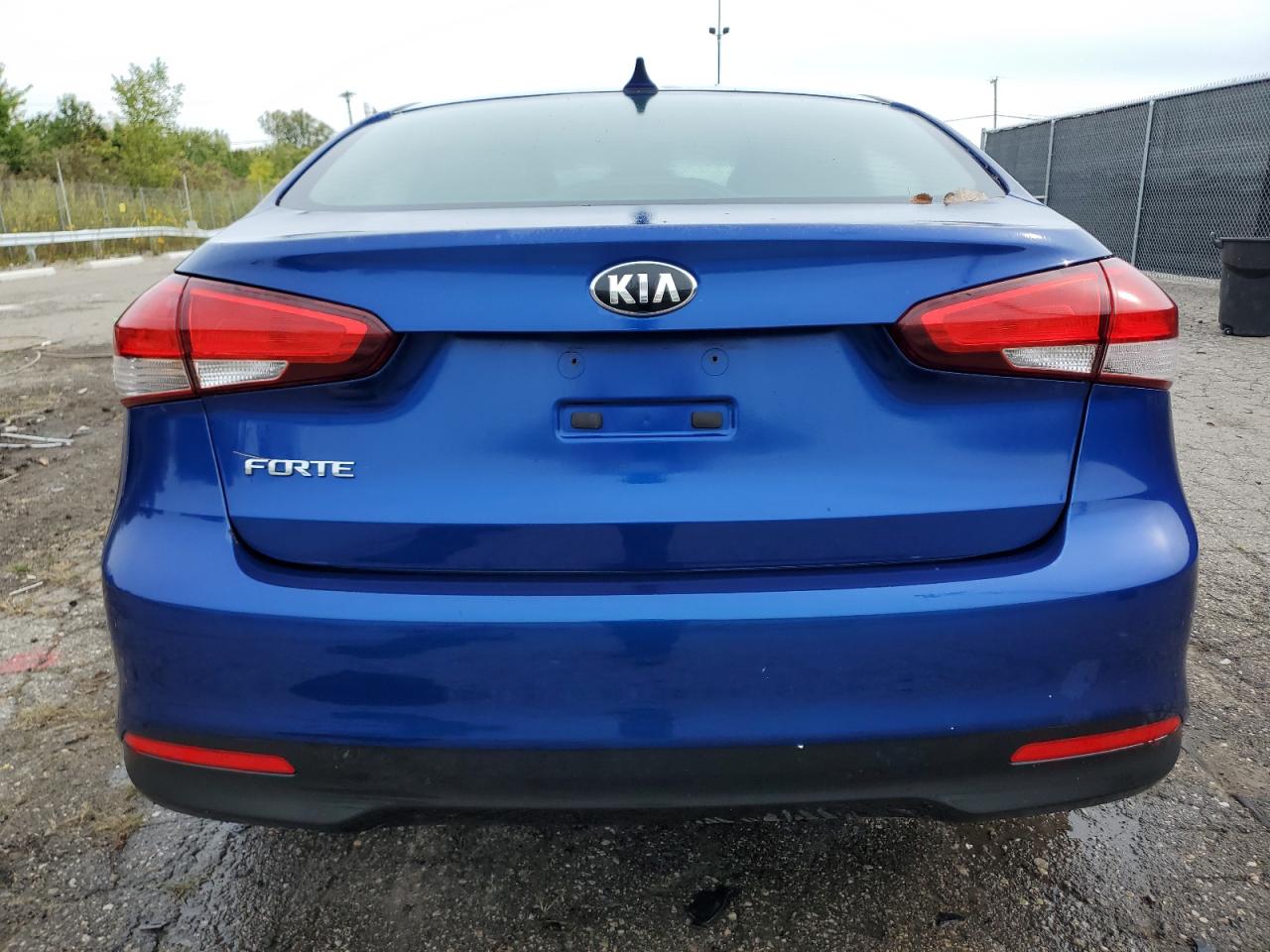 2017 Kia Forte Lx VIN: 3KPFK4A7XHE151356 Lot: 73409724