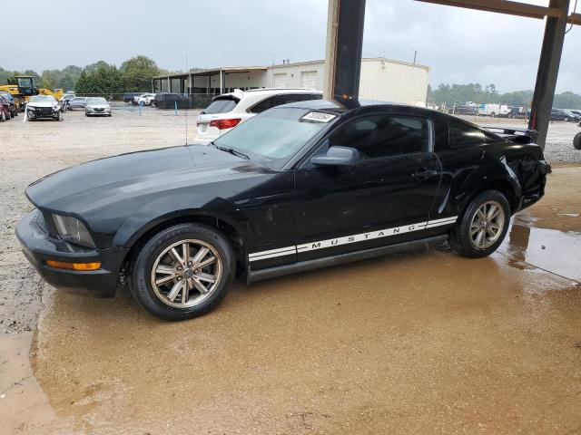 2005 Ford Mustang 