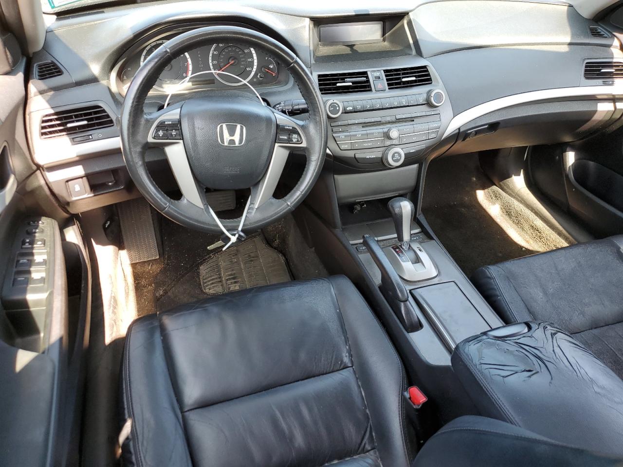 1HGCP2F64CA172841 2012 Honda Accord Se