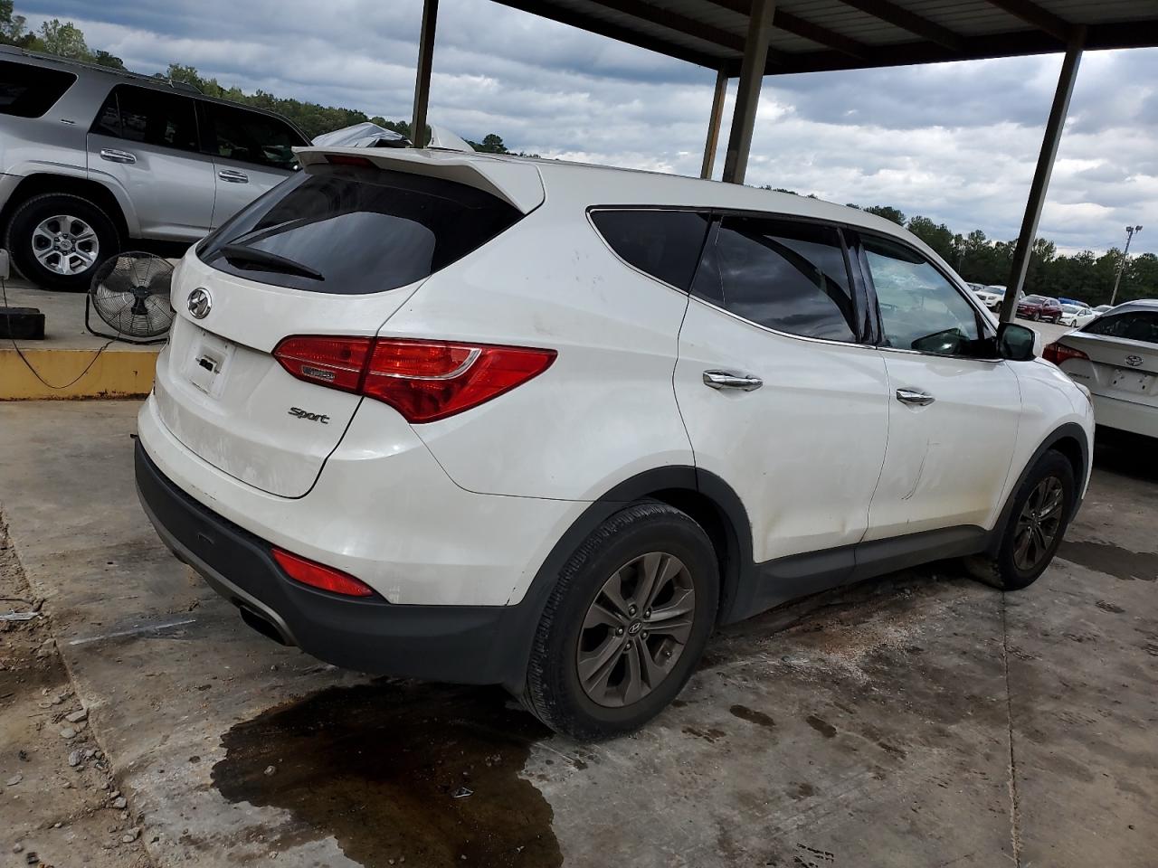 2014 Hyundai Santa Fe - Image 3