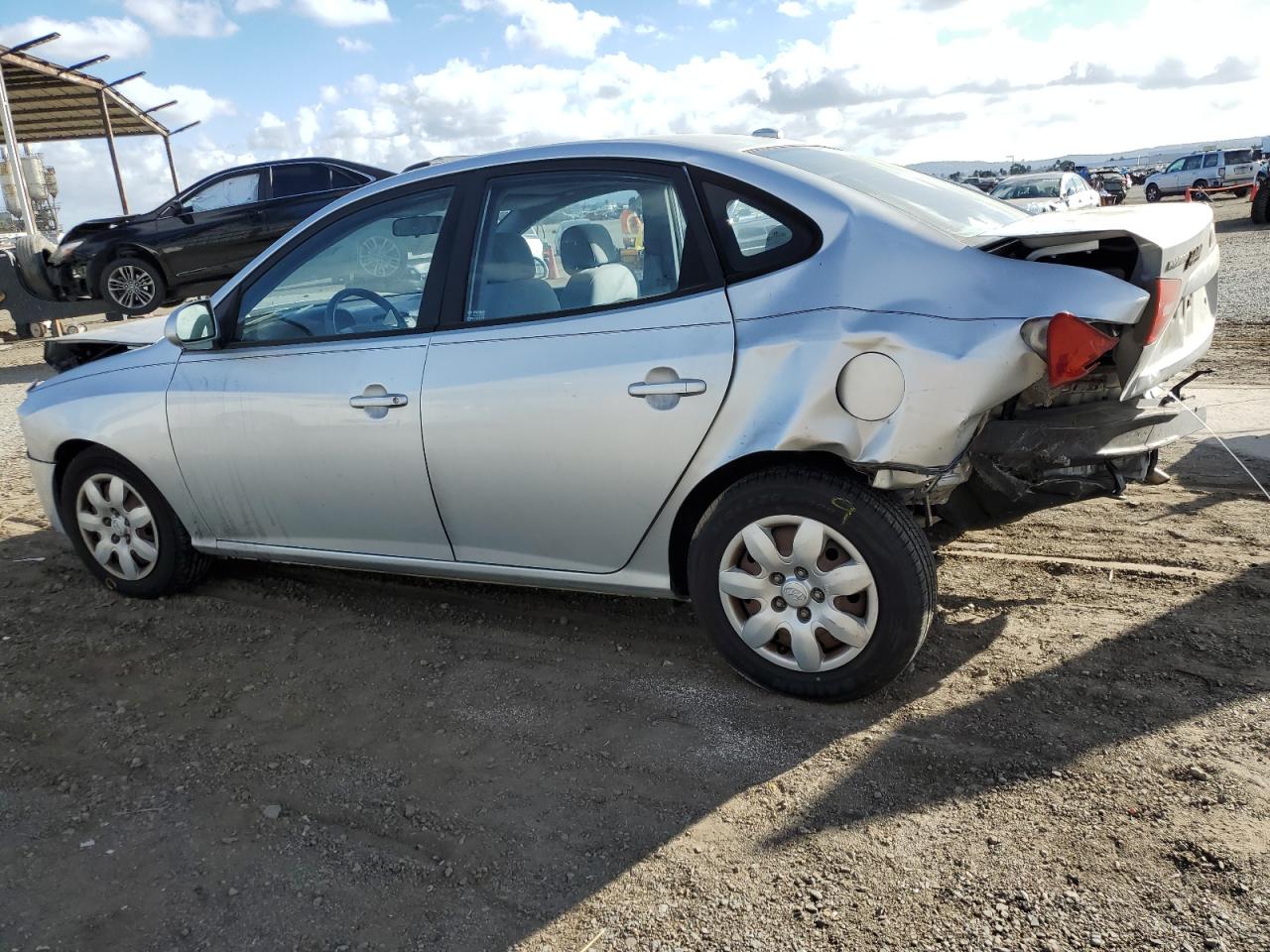 2008 Hyundai Elantra - Image 2
