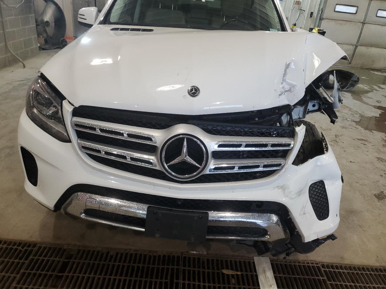 4JGDF6EEXJB044175 2018 Mercedes-Benz Gls 450 4Matic