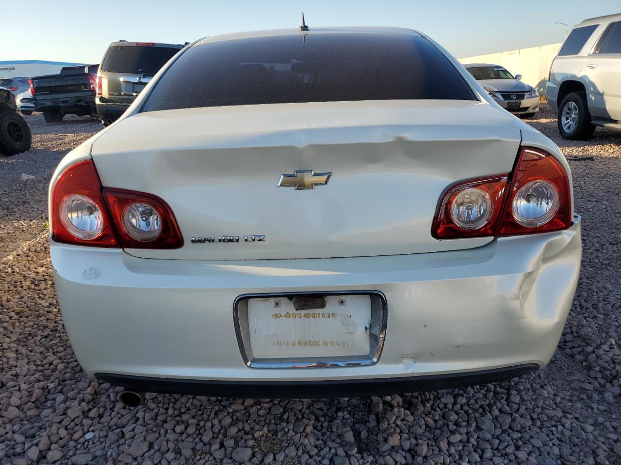 1G1ZE5EB4AF224332 2010 Chevrolet Malibu Ltz