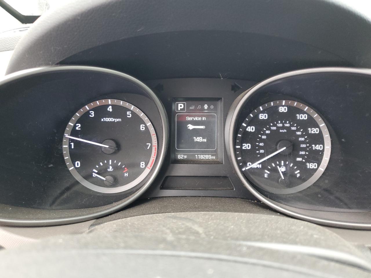 KM8SMDHFXHU166829 2017 Hyundai Santa Fe Se