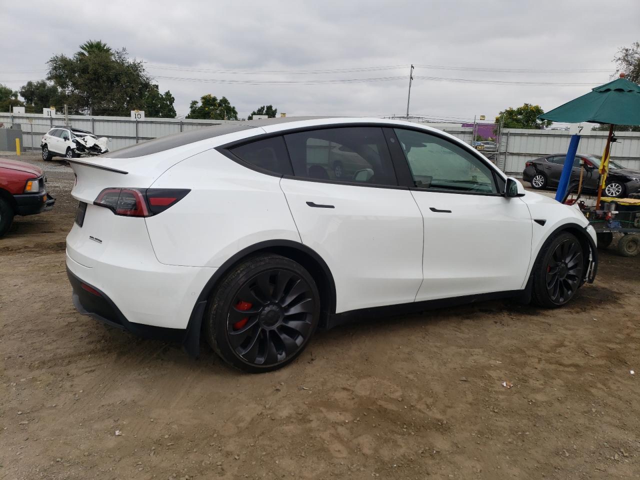 2022 Tesla Model Y VIN: 7SAYGDEF5NF317884 Lot: 71314644