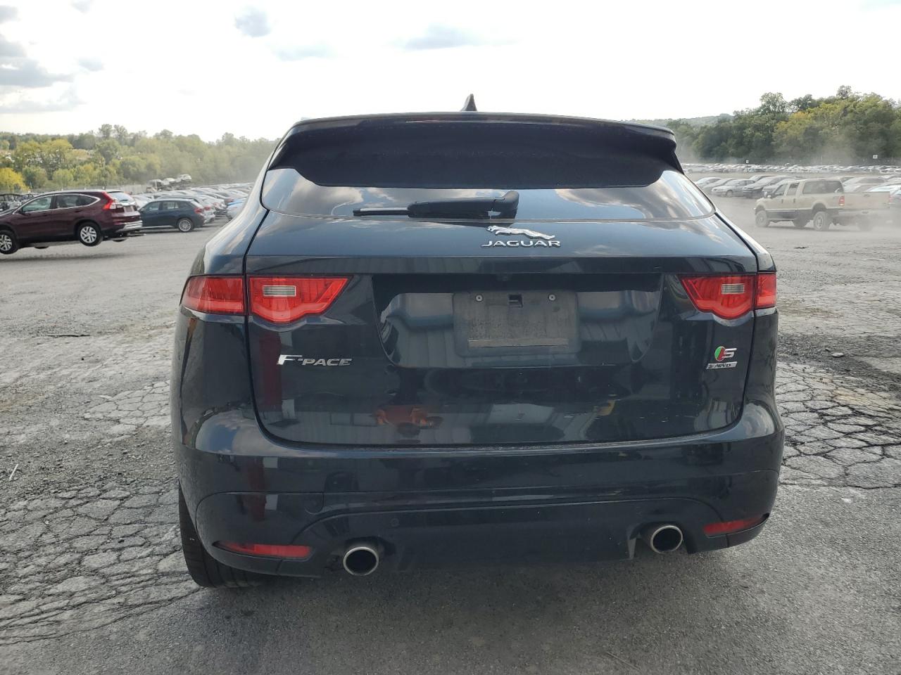 SADCM2BVXHA894220 2017 Jaguar F-Pace S