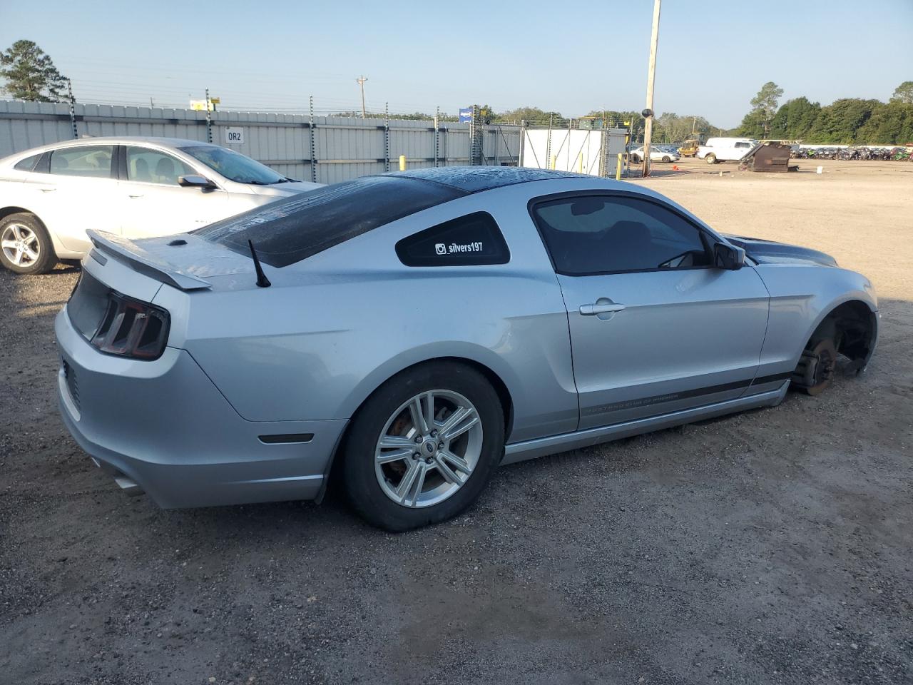 2013 Ford Mustang - Image 3