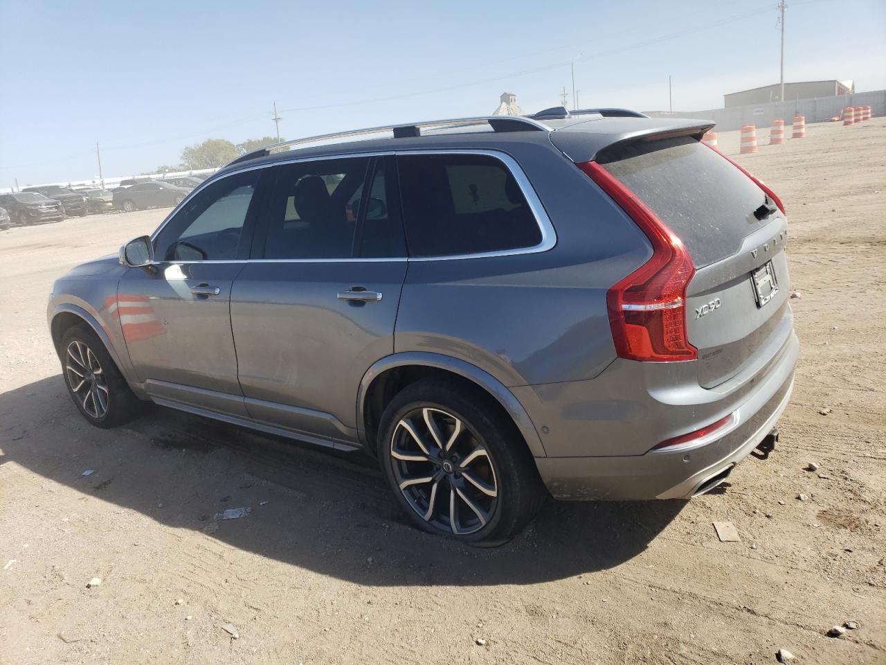 YV4A22PK9G1066307 2016 VOLVO XC90 - Image 2