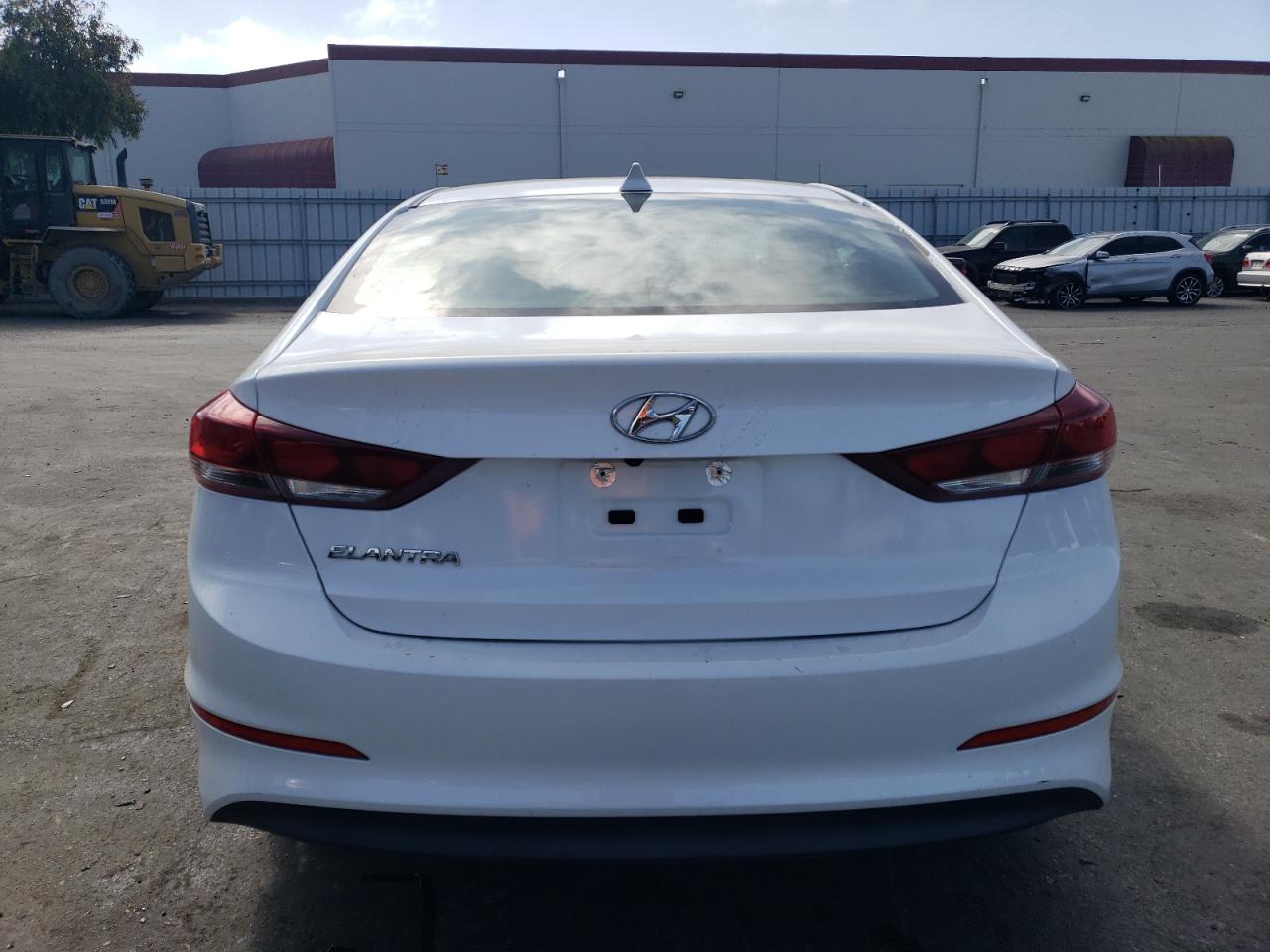 5NPD84LFXJH298725 2018 Hyundai Elantra Sel