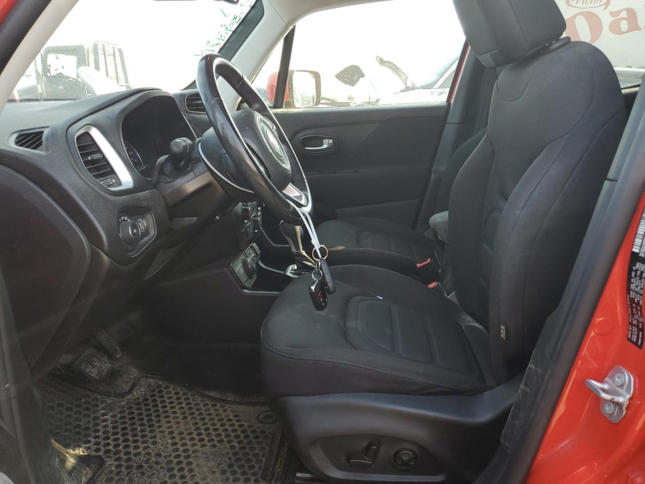 ZACNJBBBXKPK70540 2019 Jeep Renegade Latitude