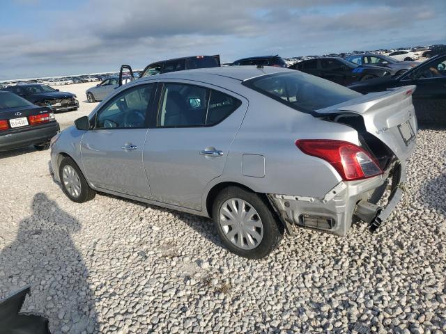  NISSAN VERSA 2015 Серебристый