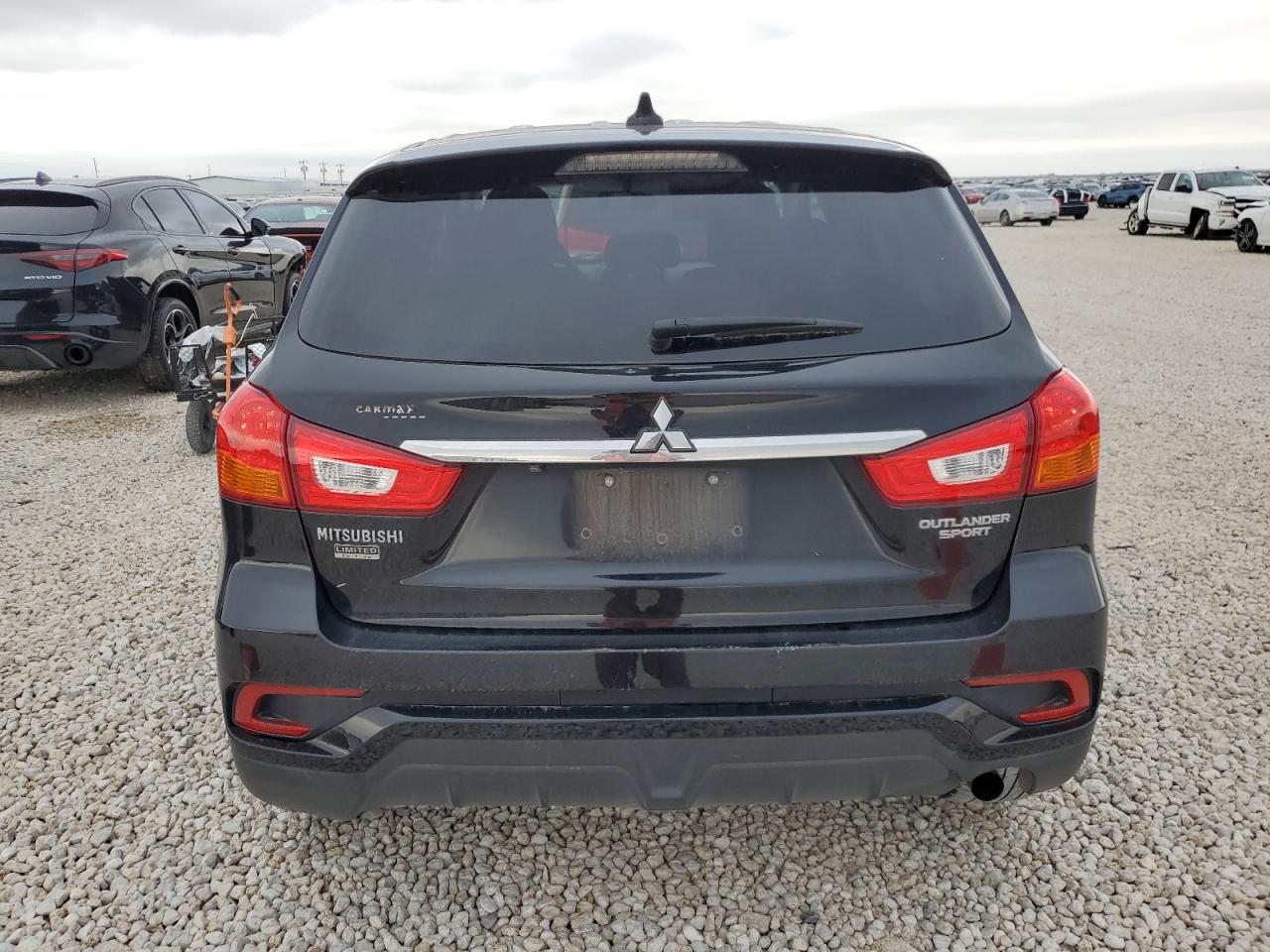 2018 Mitsubishi Outlander Sport Es VIN: JA4AP3AU4JU008996 Lot: 68939514