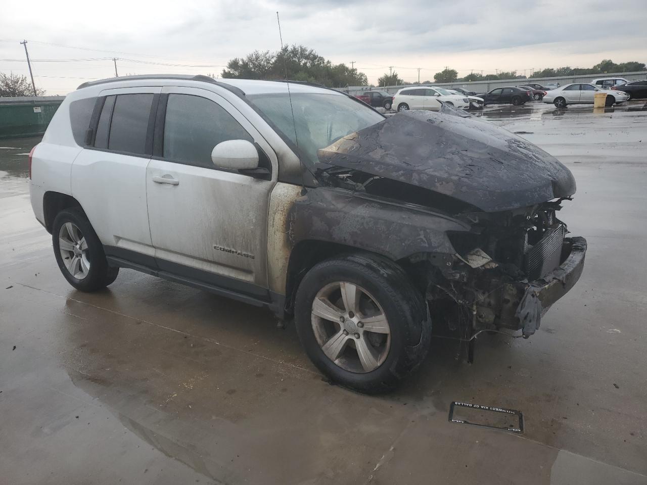 1C4NJDEB5GD645895 2016 Jeep Compass Latitude