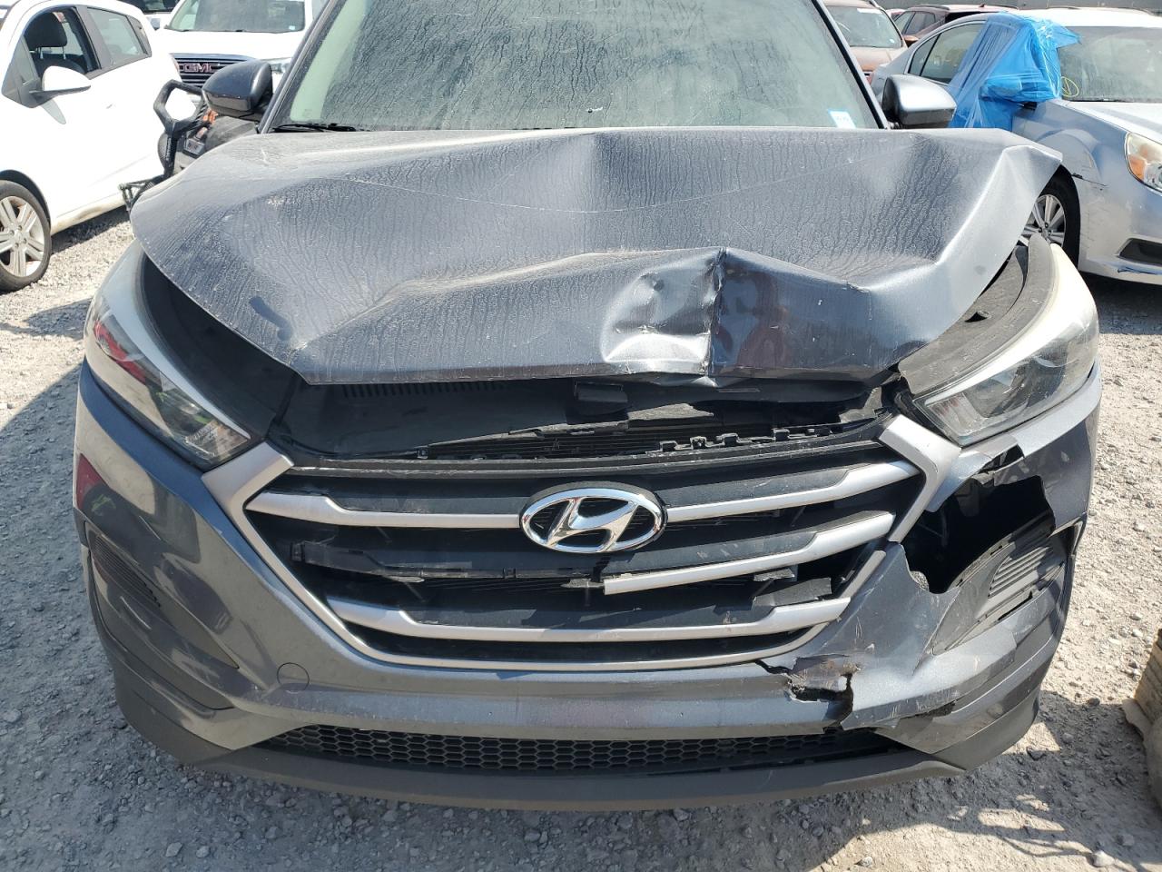 KM8J23A42JU736168 2018 Hyundai Tucson Se