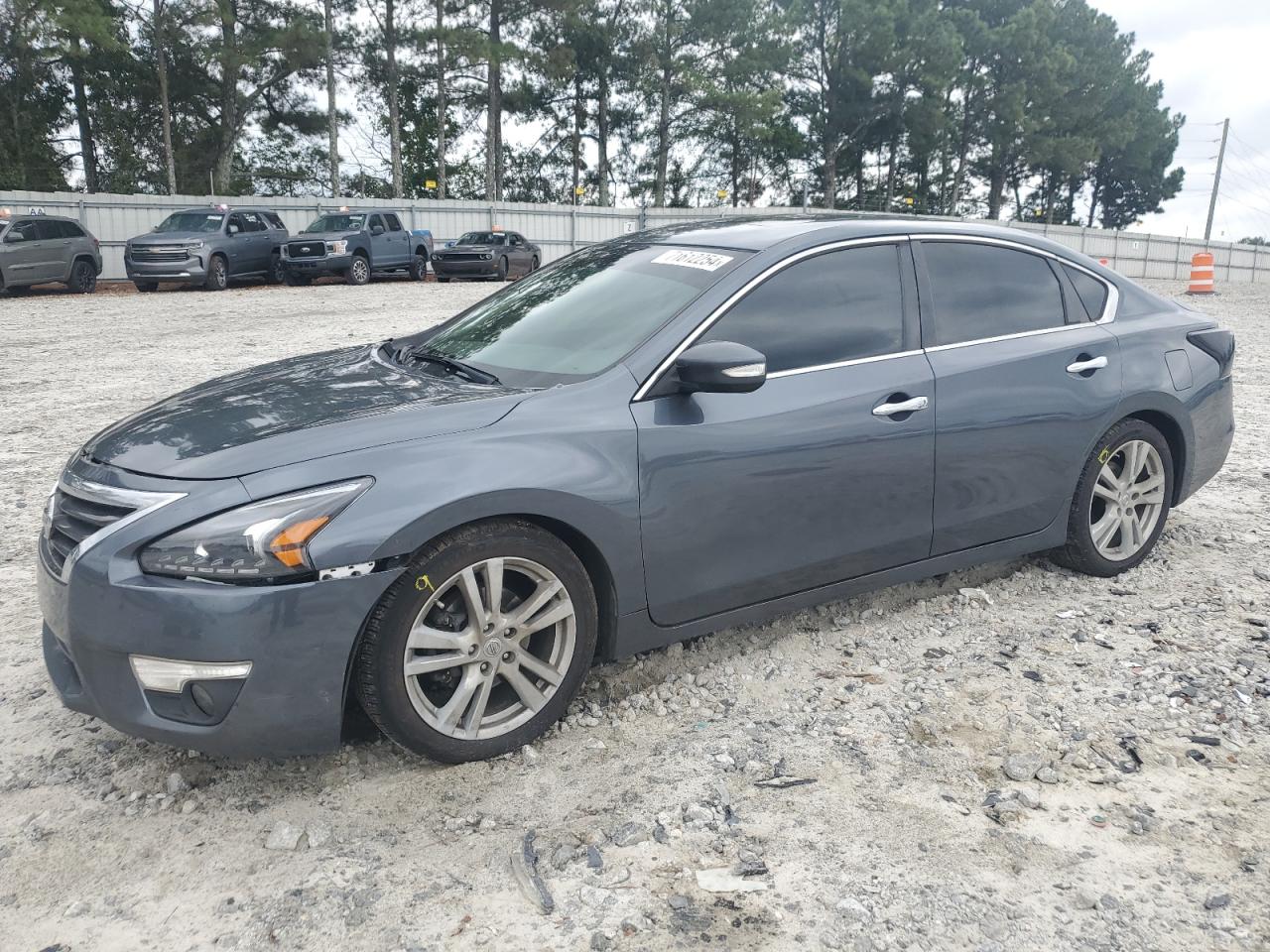 2013 Nissan Altima - Image 1