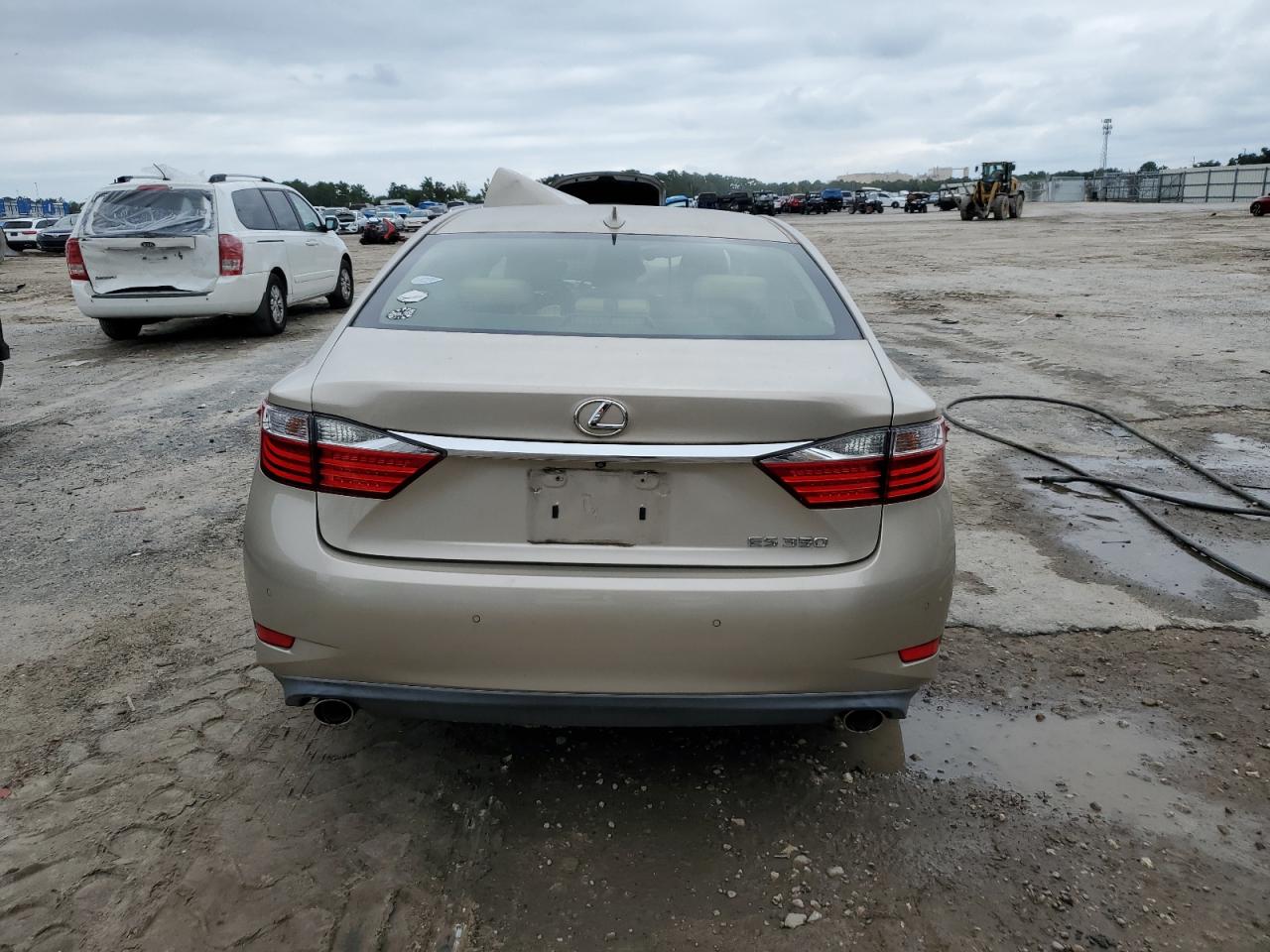 2015 Lexus Es 350 VIN: JTHBK1GG0F2151802 Lot: 71621144