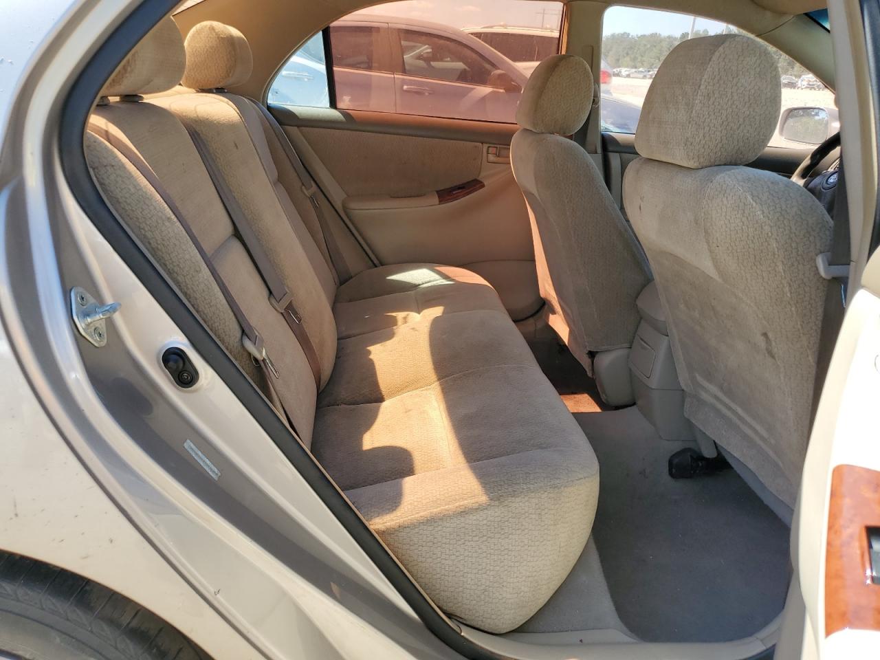 2003 Toyota Corolla - Image 10