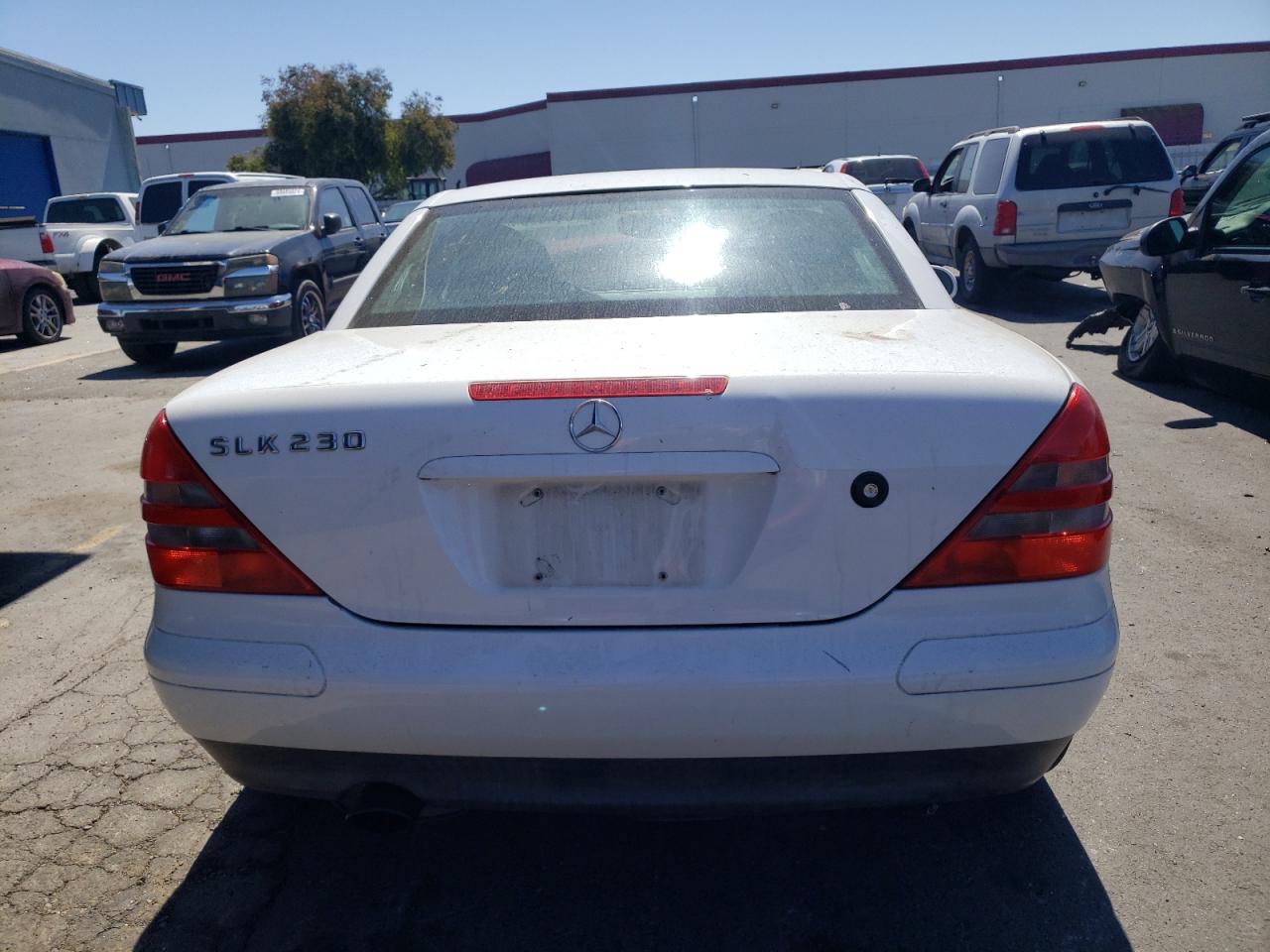 1999 Mercedes-Benz Slk 230 Kompressor VIN: WDBKK47F9XF132619 Lot: 70048594