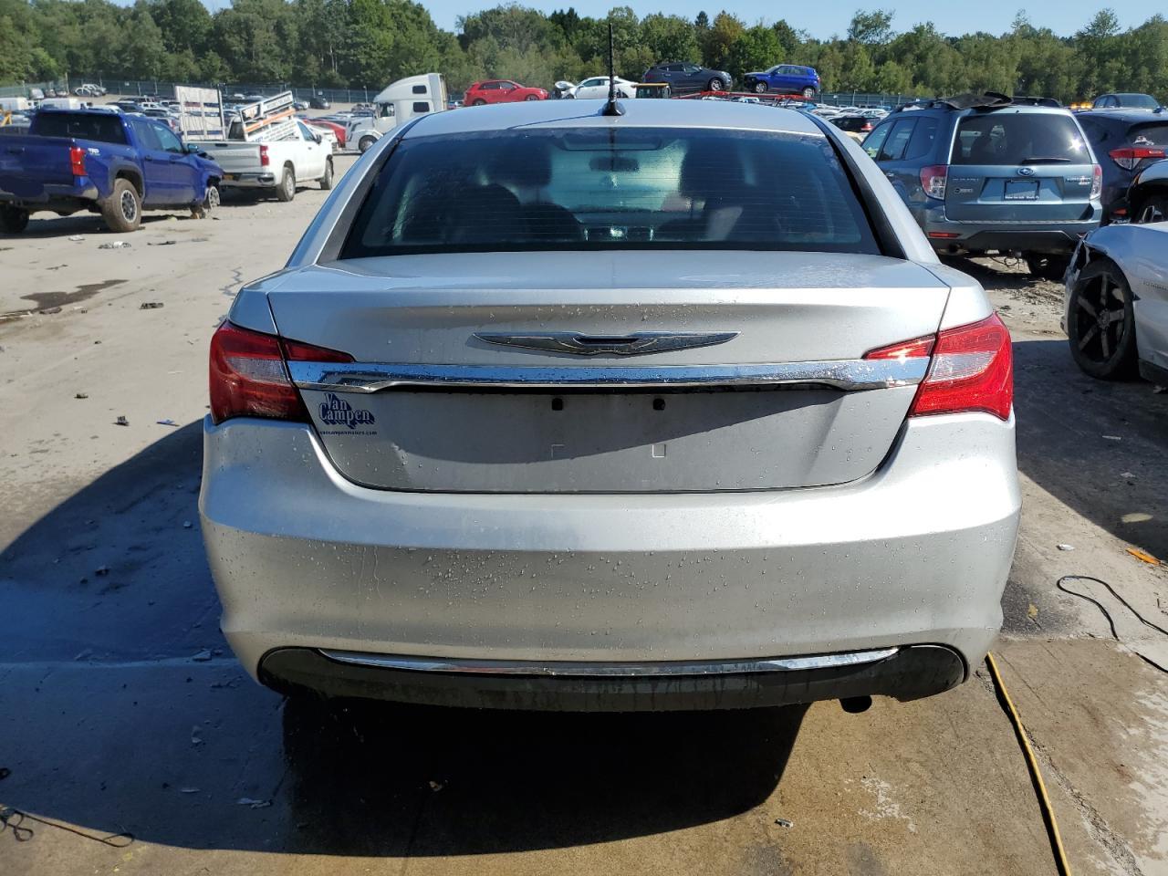 2012 Chrysler 200 Touring VIN: 1C3CCBBBXCN298762 Lot: 70093804