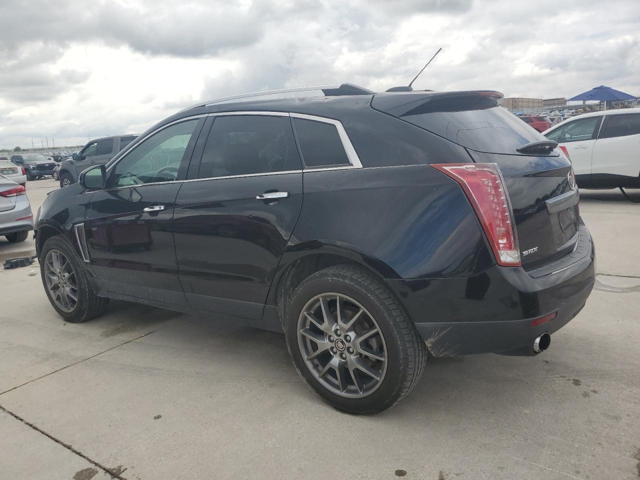 2016 Cadillac SRX - Image 2