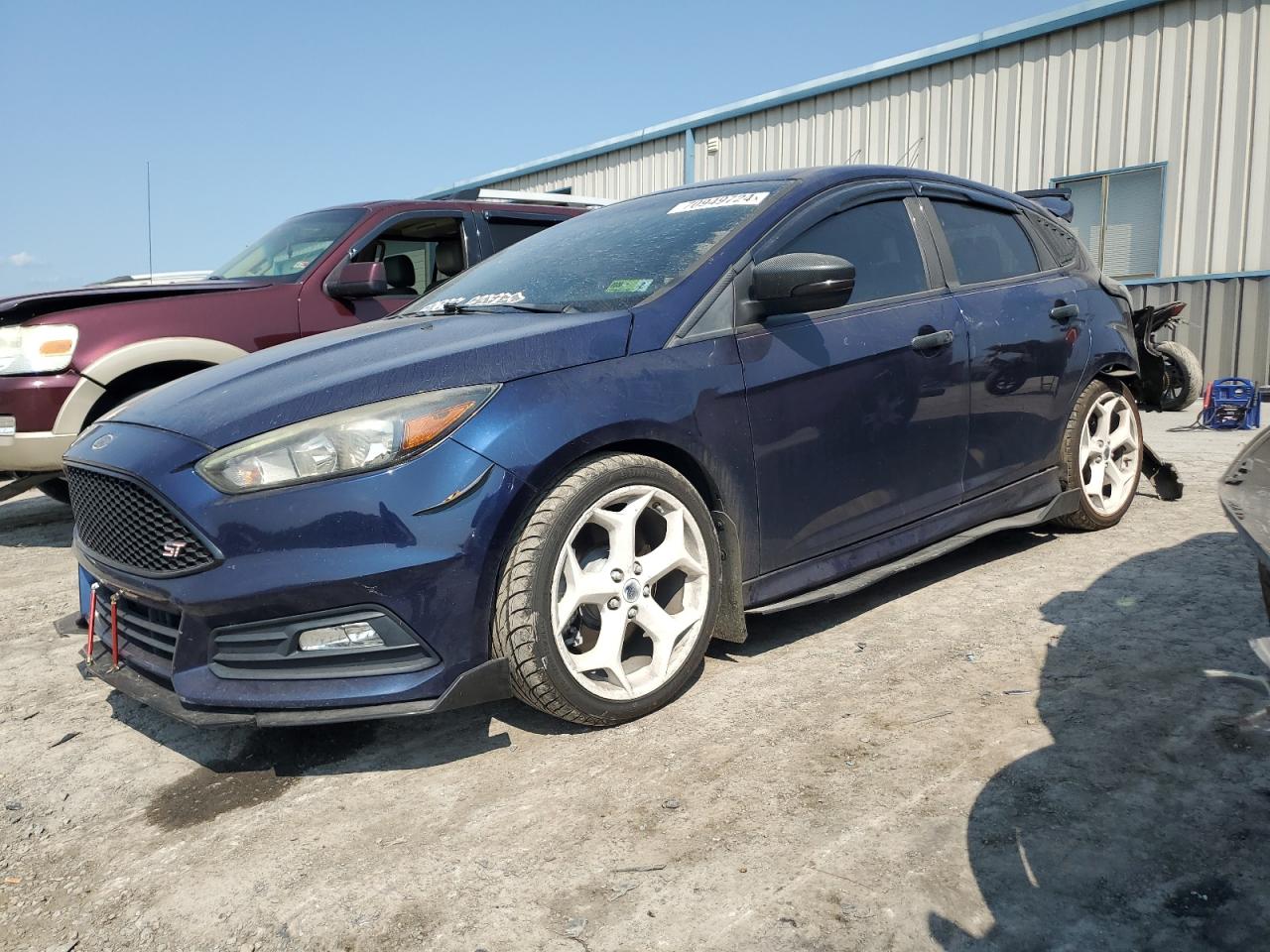 1FADP3L9XGL377216 2016 FORD FOCUS - Image 1