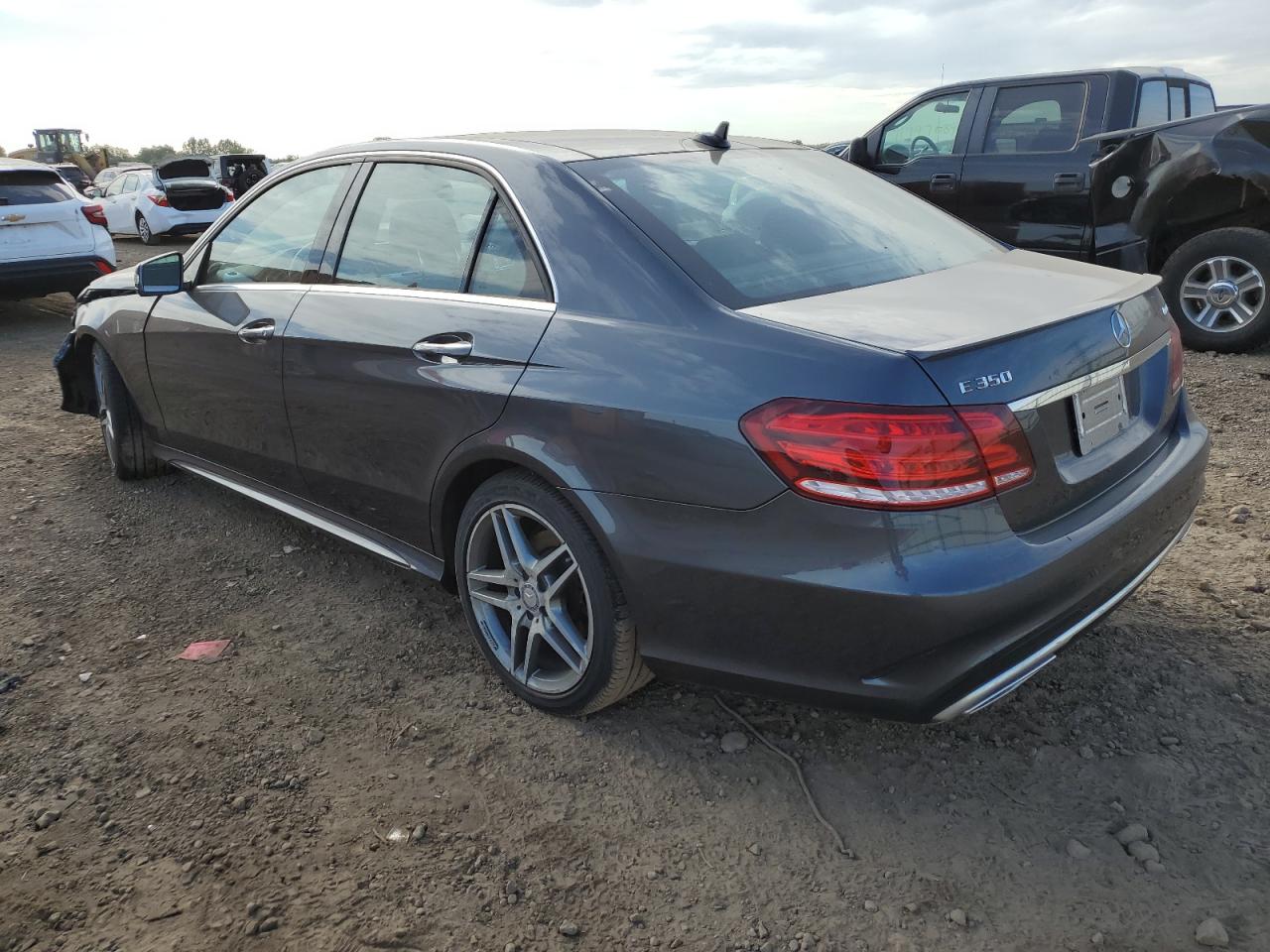 VIN WDDHF8JB3FB118286 2015 MERCEDES-BENZ E-CLASS no.2