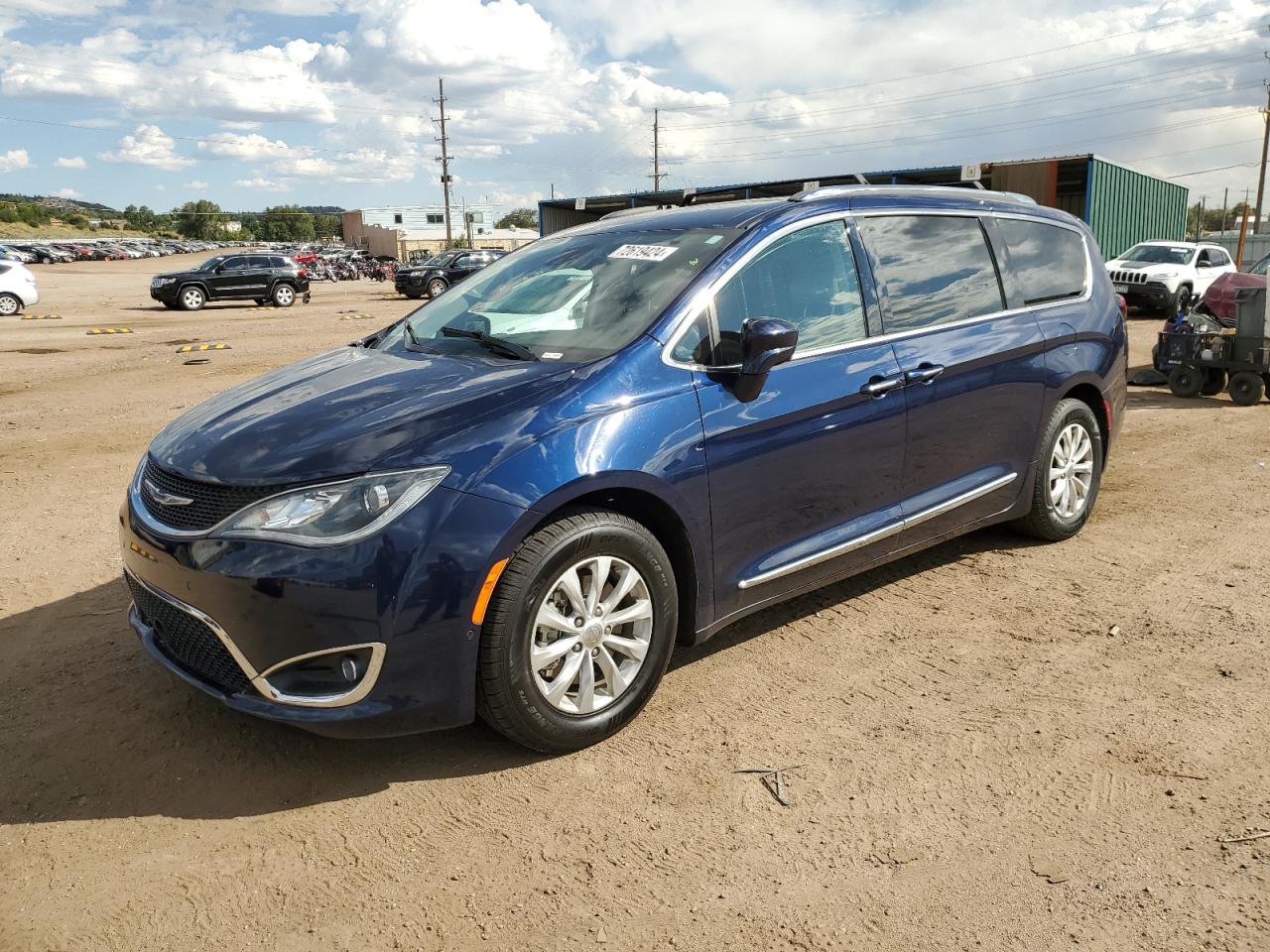 2C4RC1EGXJR121619 2018 CHRYSLER PACIFICA - Image 1